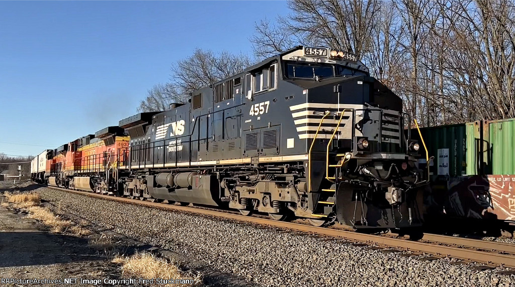 NS 4557 leads east.